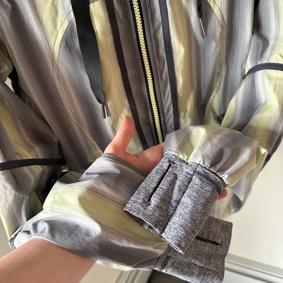 Lululemon Striped Gray Women's Jacket Mint - Picture 2 of 14